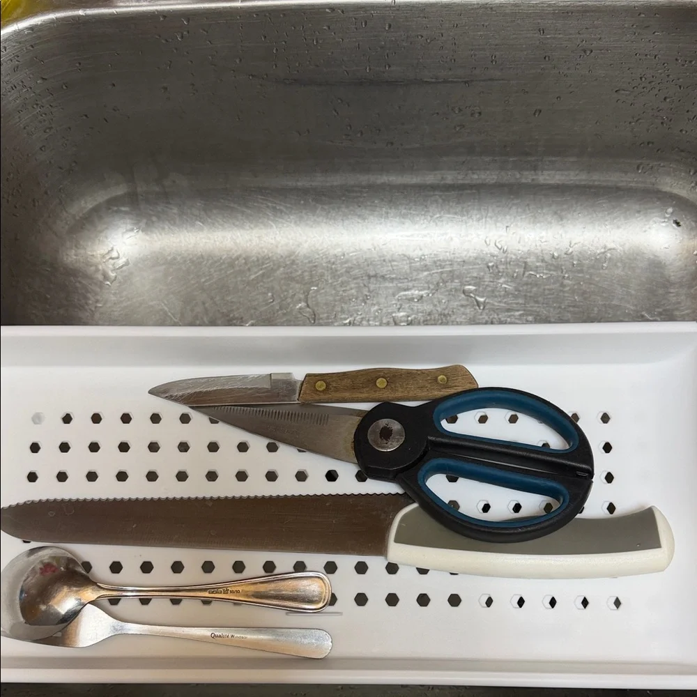 Multi-Tool Kitchen Set with White Tray adjust 30.5 inches length 7 inches wide